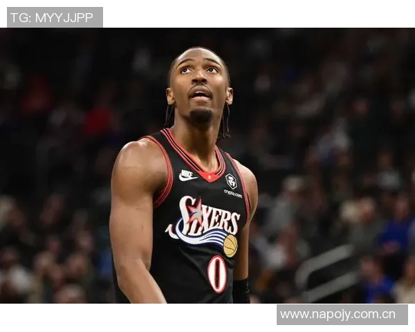 马克西谈肩部恢复情况比赛中感到不适如今状态良好无后顾之忧