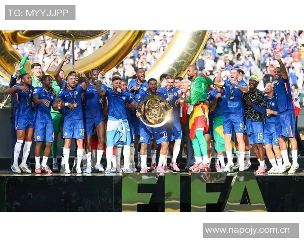 巴黎本轮法甲大名单公布登贝莱与K77领衔出战内维斯法比安因伤缺席